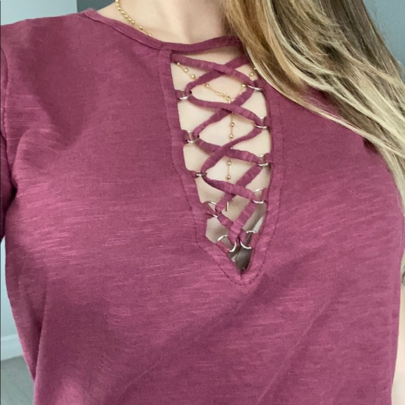 Socialite Top - Picture 4 of 6